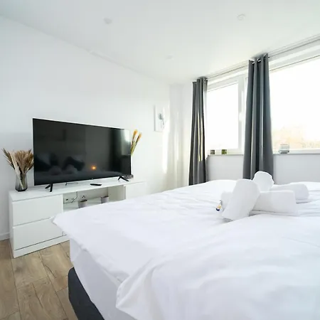 71 Qm - 3 Bedroom - * Dusseldorf