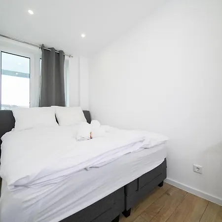 71 Qm - 3 Bedroom - Dusseldorf